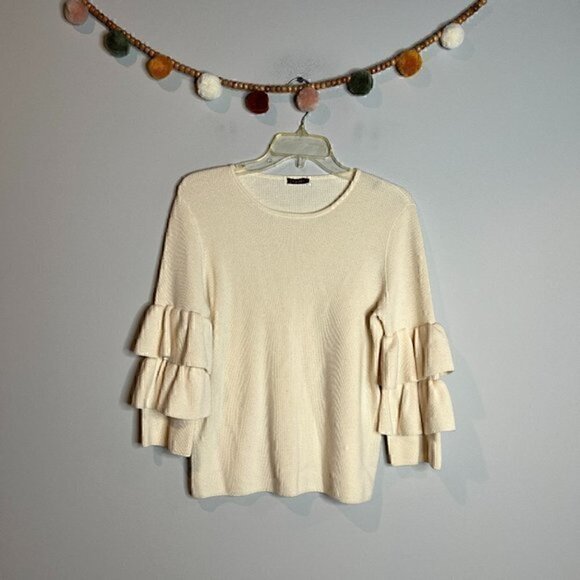 J. McLaughlin cream Merino Wool tier sleeved sweater - Picture 2 of 6